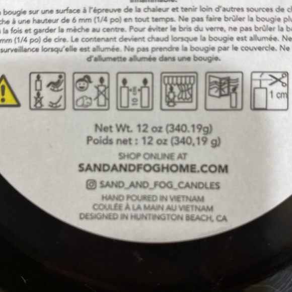 NWOT.  Sand + Fog, 12oz., jar candle. - Picture 8 of 11